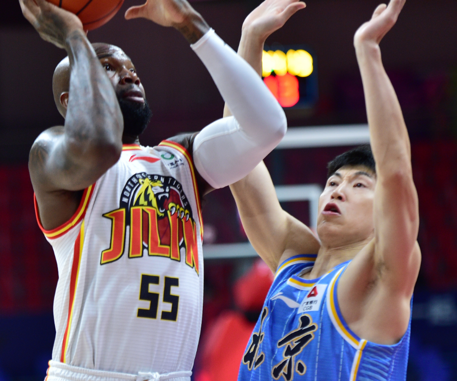 开云网站登入集结日全明星赛焦点战，新疆广汇复出首秀，信心回归，更衣室氛围转暖的简单介绍