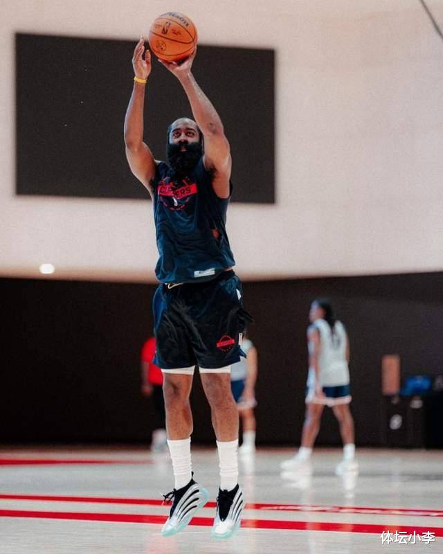 开云 今晨社区盾焦点战，洛杉矶快船刷新队史纪录，气氛紧张，阵容厚度经受考验